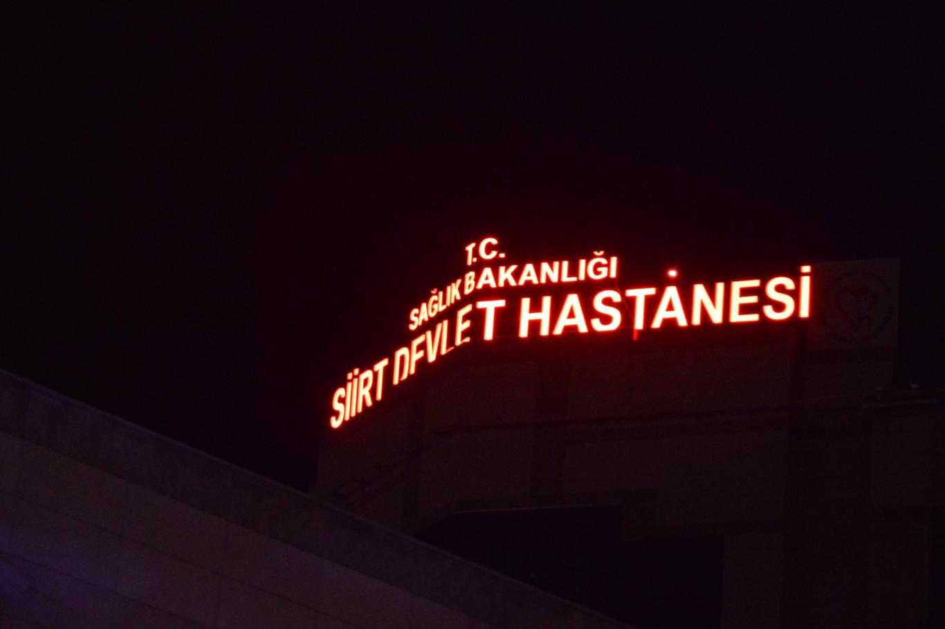 Siirt’te bıçaklı kavga: Biri ağır 8 yaralı Siirt’te bıçaklı kavga: Biri ağır 8 yaralı